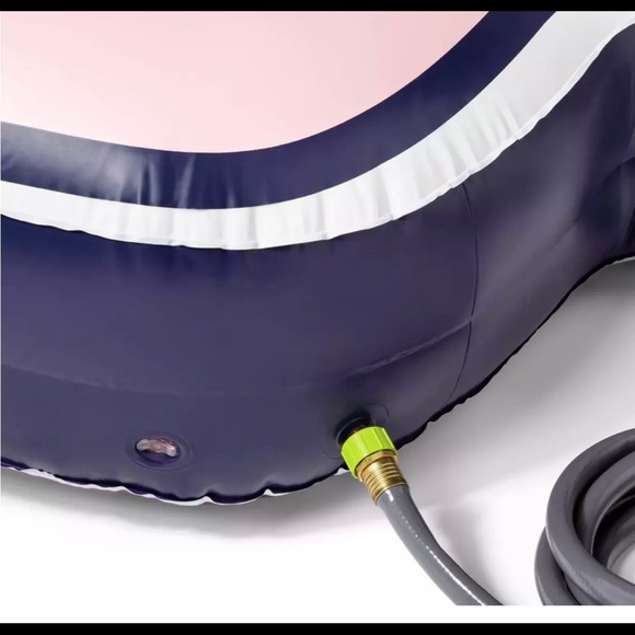 🐳Vineyard Vines Inflatable Whale Sprinkler - Picture 4 of 5